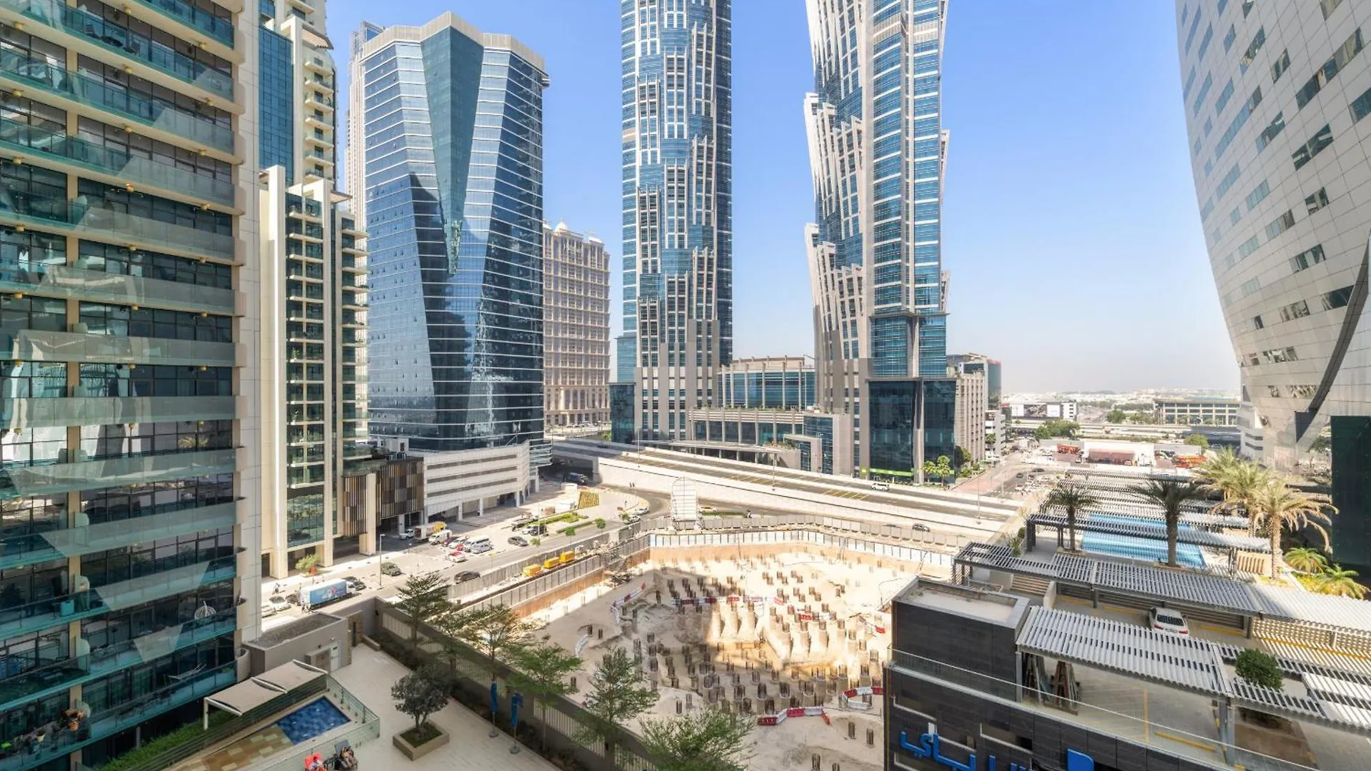 Vayk - Modern 1 Bd Apartment In Business Bay Dubai