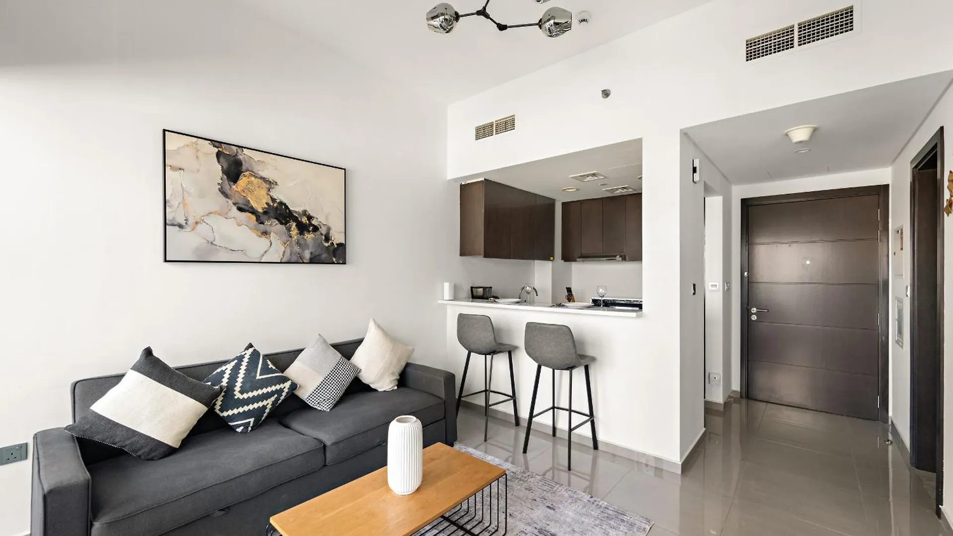Vayk - Modern 1 Bd Apartment In Business Bay Dubaj